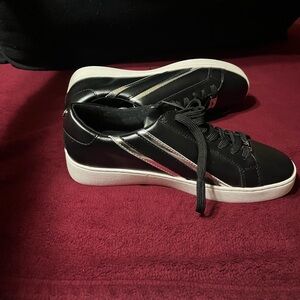 Black and White Women's Sneakers